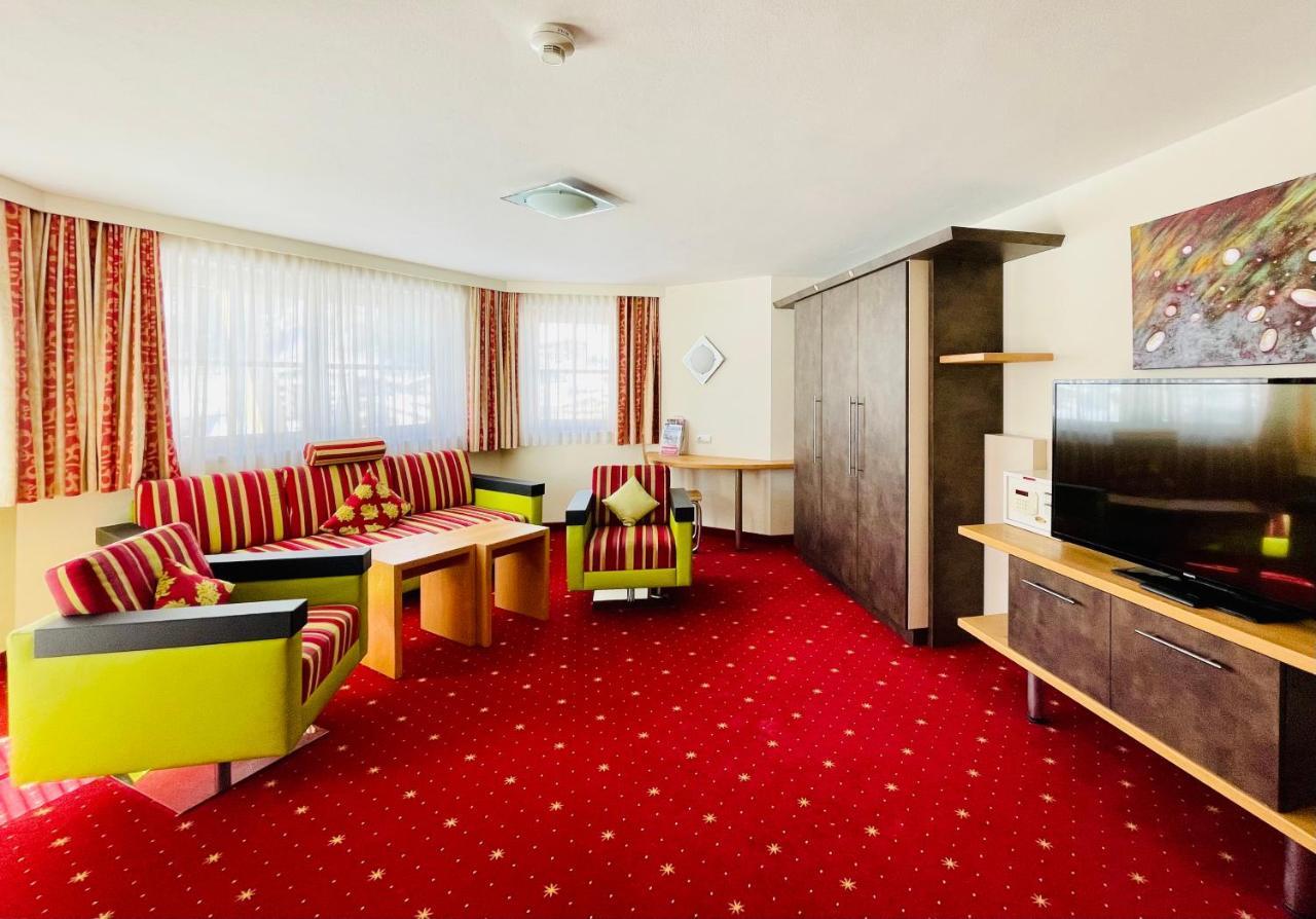 Wellness- und Familienhotel Egger Saalbach-Hinterglemm Exterior foto