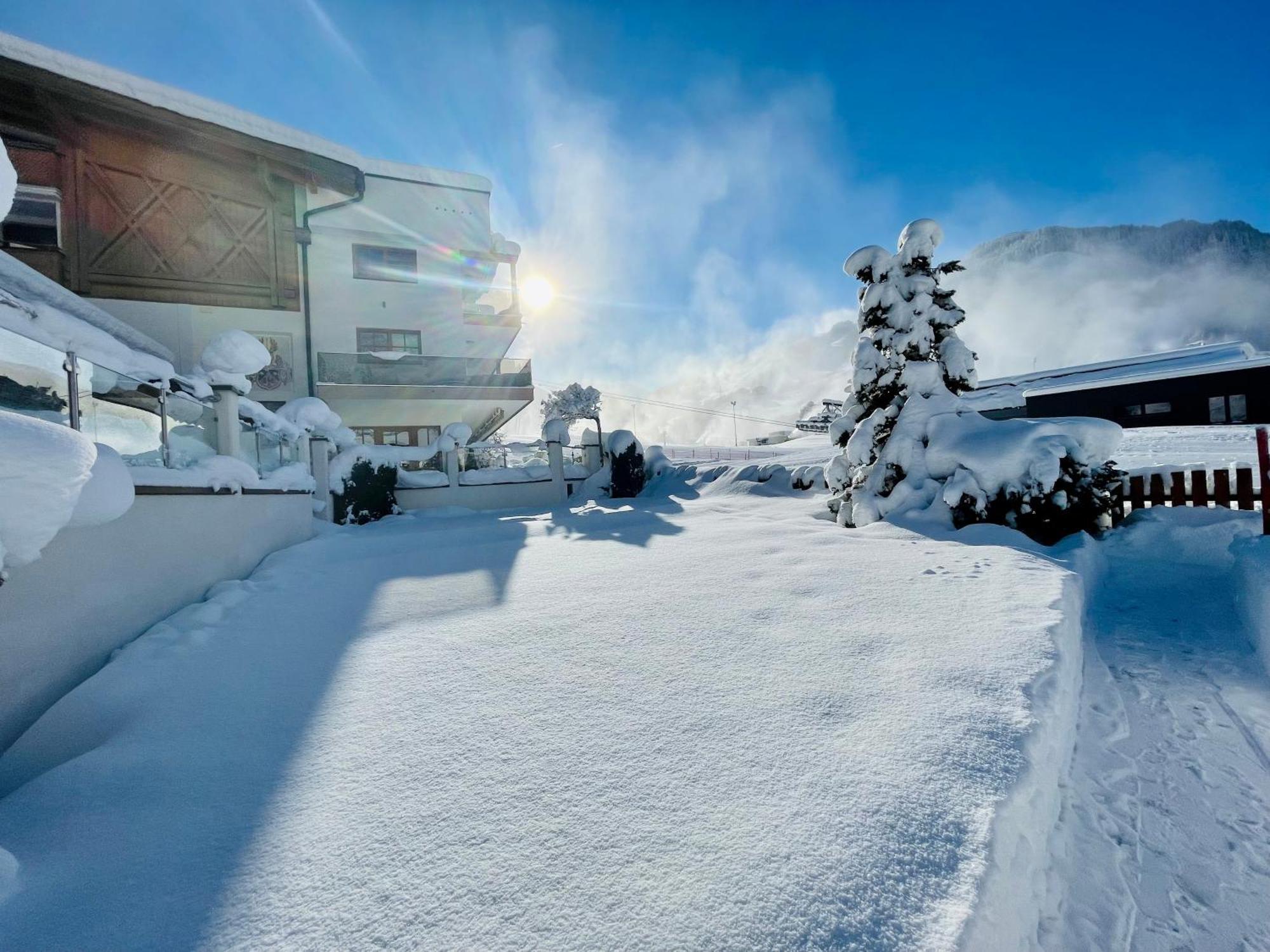 Wellness- und Familienhotel Egger Saalbach-Hinterglemm Exterior foto