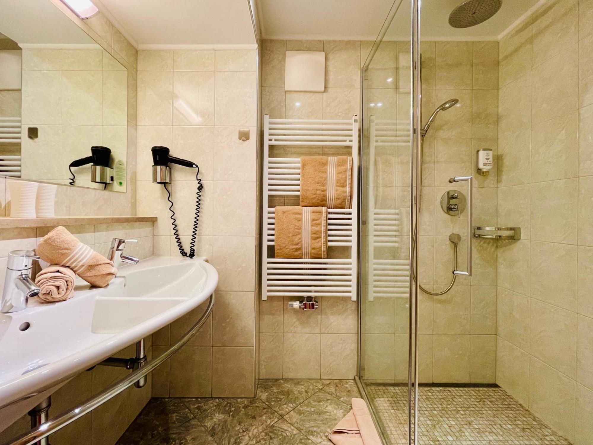 Wellness- und Familienhotel Egger Saalbach-Hinterglemm Exterior foto