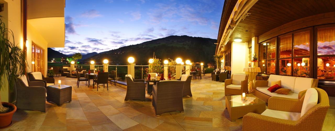 Wellness- und Familienhotel Egger Saalbach-Hinterglemm Exterior foto